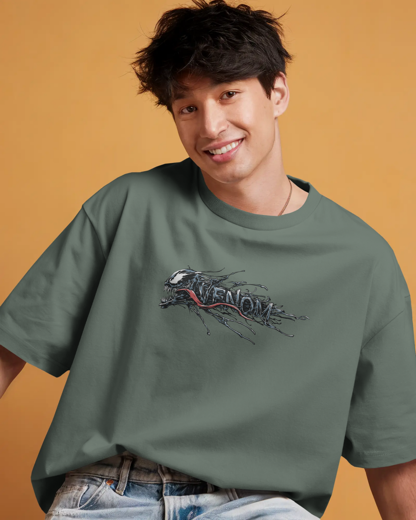 VENOM VIBE | Oversized Streetwear Tee – Dark Aesthetic Edition