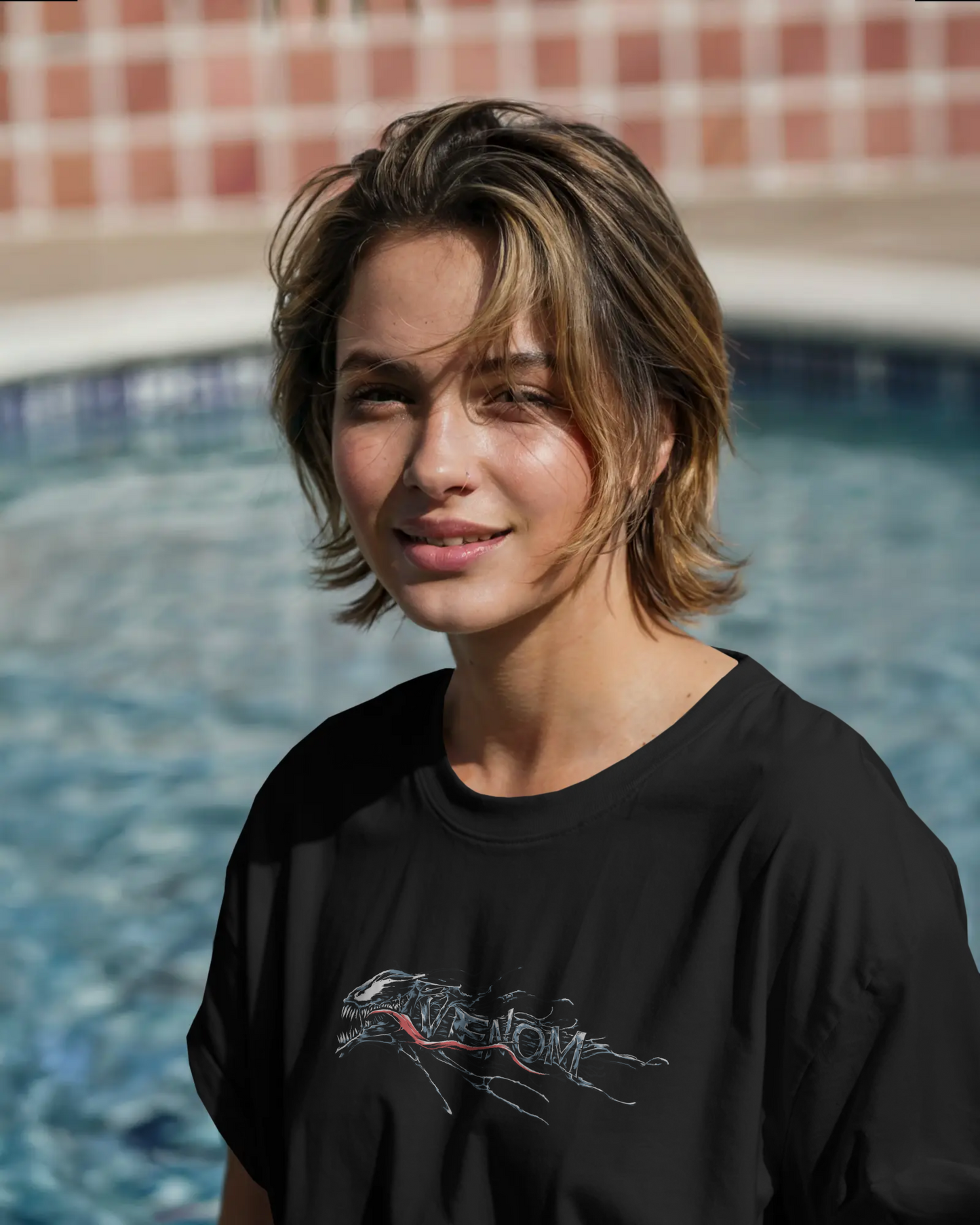 VENOM VIBE | Oversized Streetwear Tee – Dark Aesthetic Edition